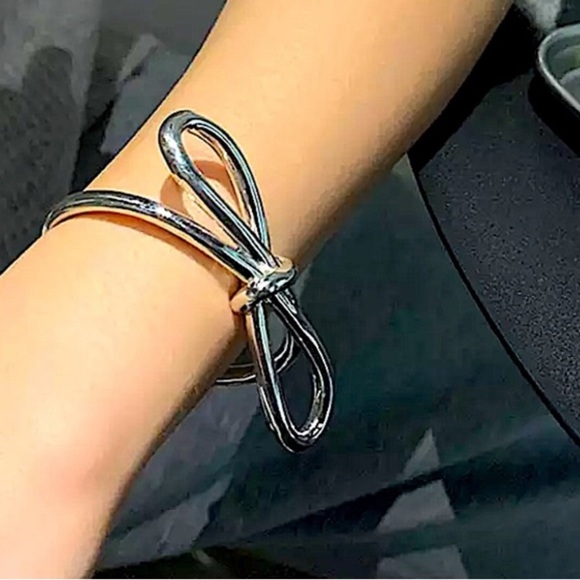 Bow Tie Knot Sterling Silver Bangle Cuff Bracelet - Picture 6 of 6